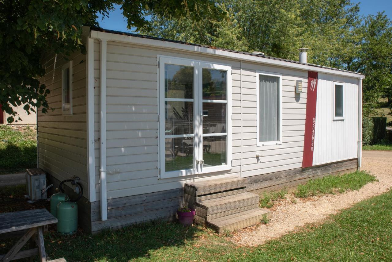 Camping Du Sevron Saint-Etienne-du-Bois  Экстерьер фото