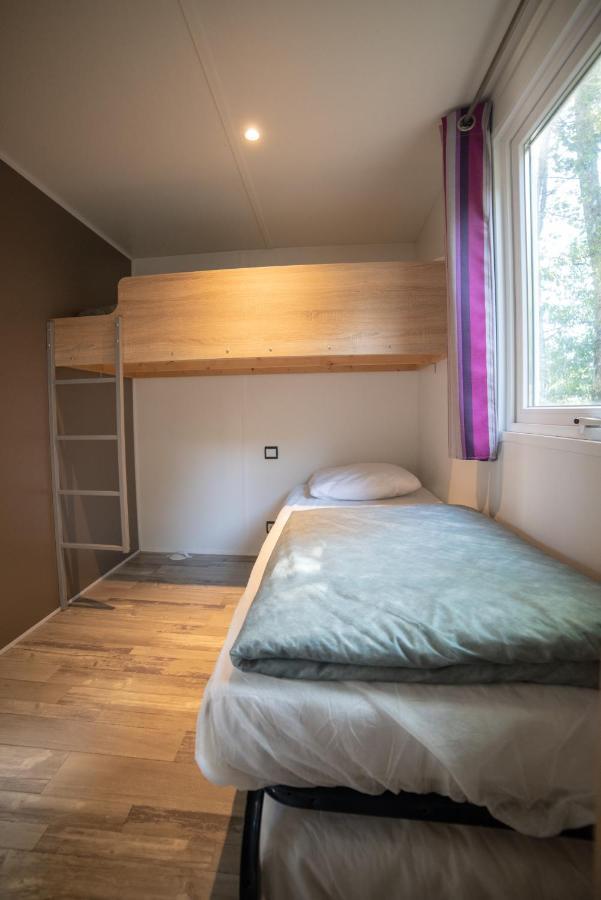Camping Du Sevron Saint-Etienne-du-Bois  Экстерьер фото