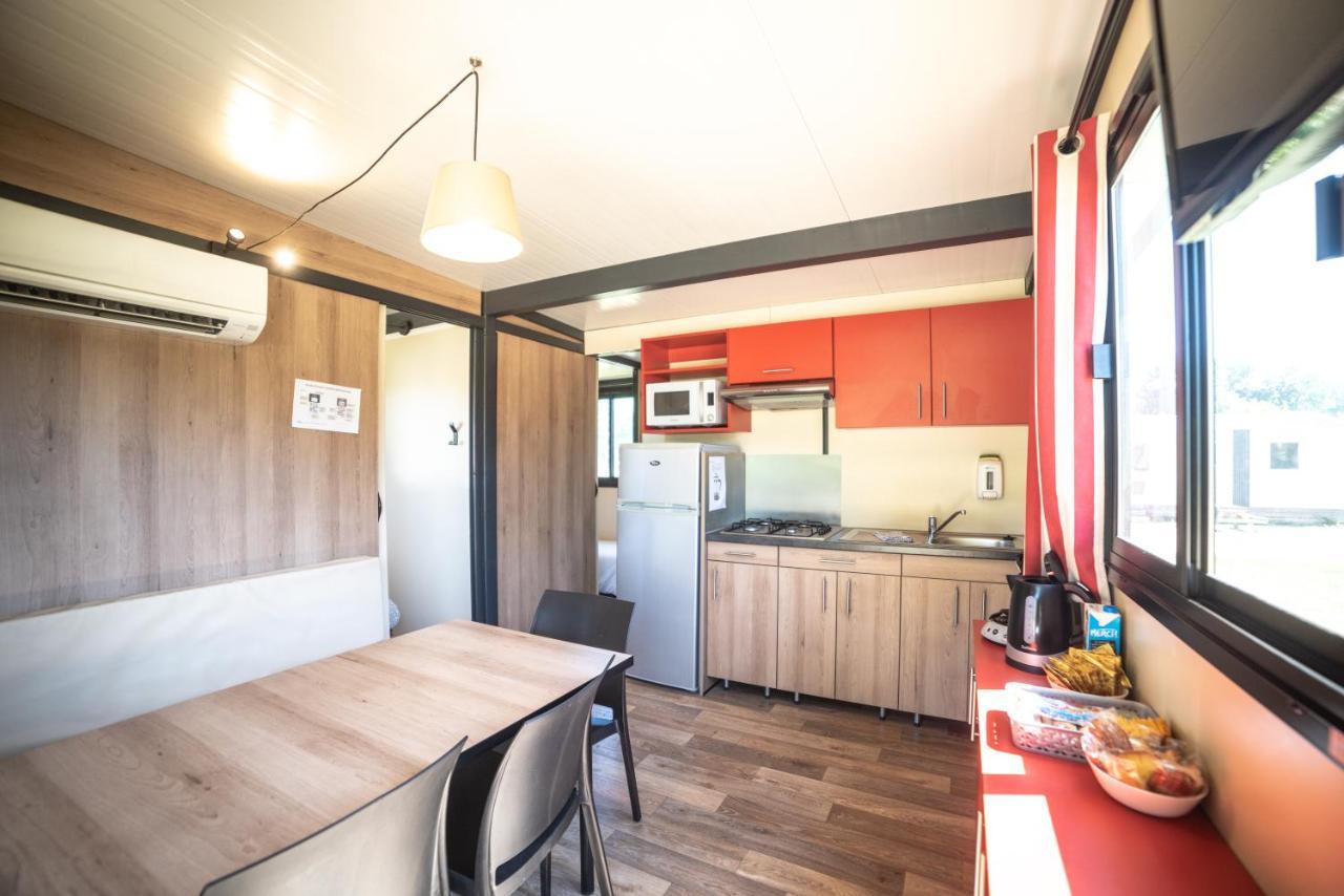 Camping Du Sevron Saint-Etienne-du-Bois  Экстерьер фото