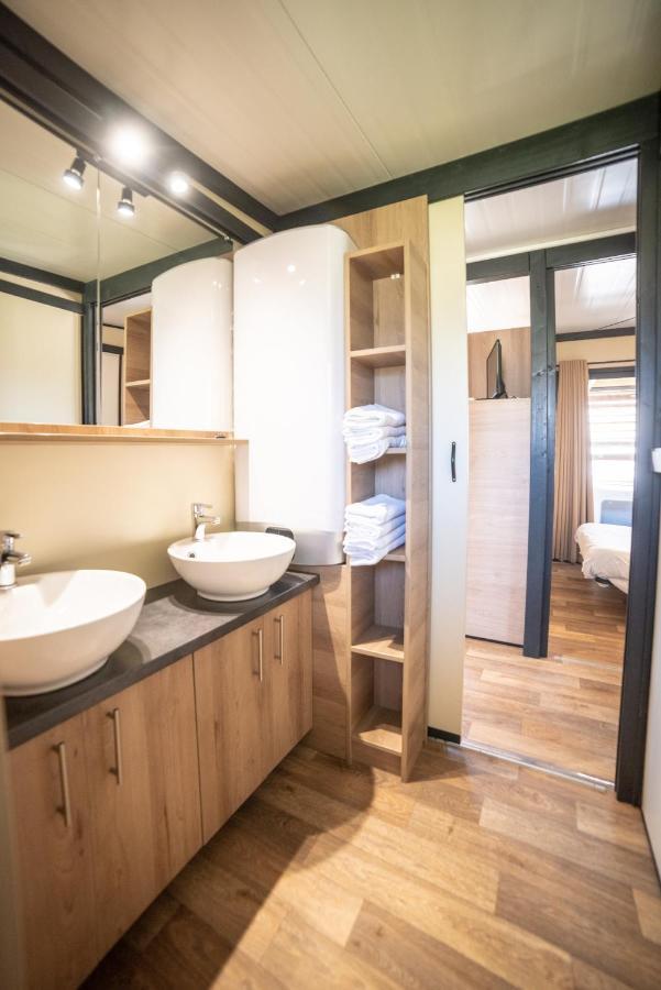 Camping Du Sevron Saint-Etienne-du-Bois  Экстерьер фото
